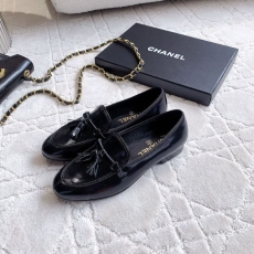 Chanel Low Shoes